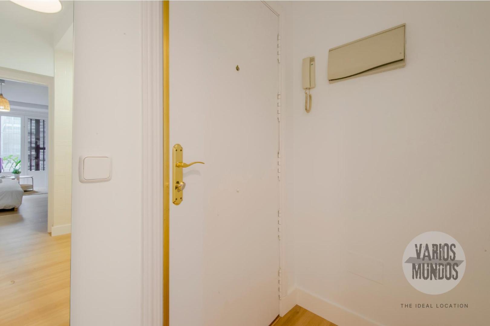 Tu Balcon En Madrid Para 3, Carretas 25 Buitenkant foto